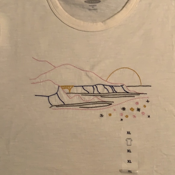 NBW XL Old Navy cream graphic tee - Picture 2 of 3